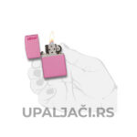Najlepsi Zippo Upaljač Classic Pink Matte+Zippo Logo