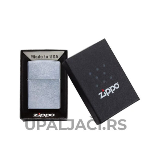 ZIPPO UPALJAČ-REGULAR STREET CHROME