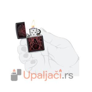 zippo upaljac spider design crveni pauk u ruci