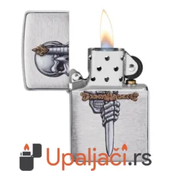 ZIPPO Upaljac Sword Skull Design 49488 plamen
