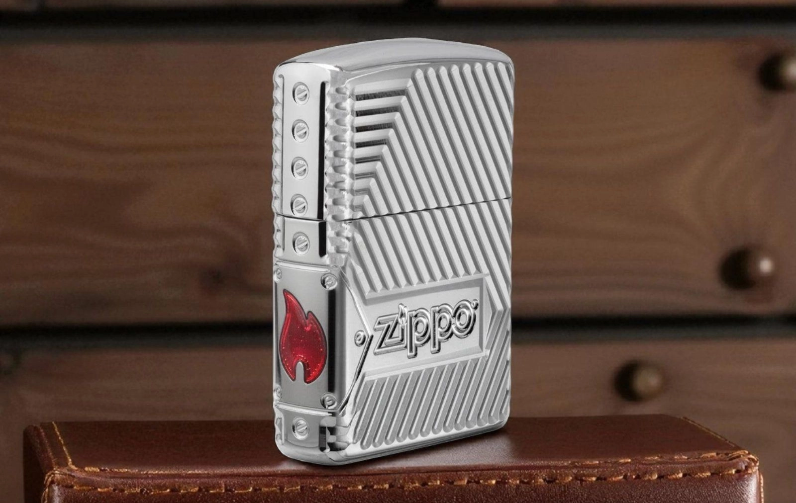 Original Zippo Bolts Design upaljač na benzin