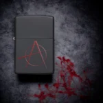 Crni Zippo Anarchy dizajn metalni upaljač