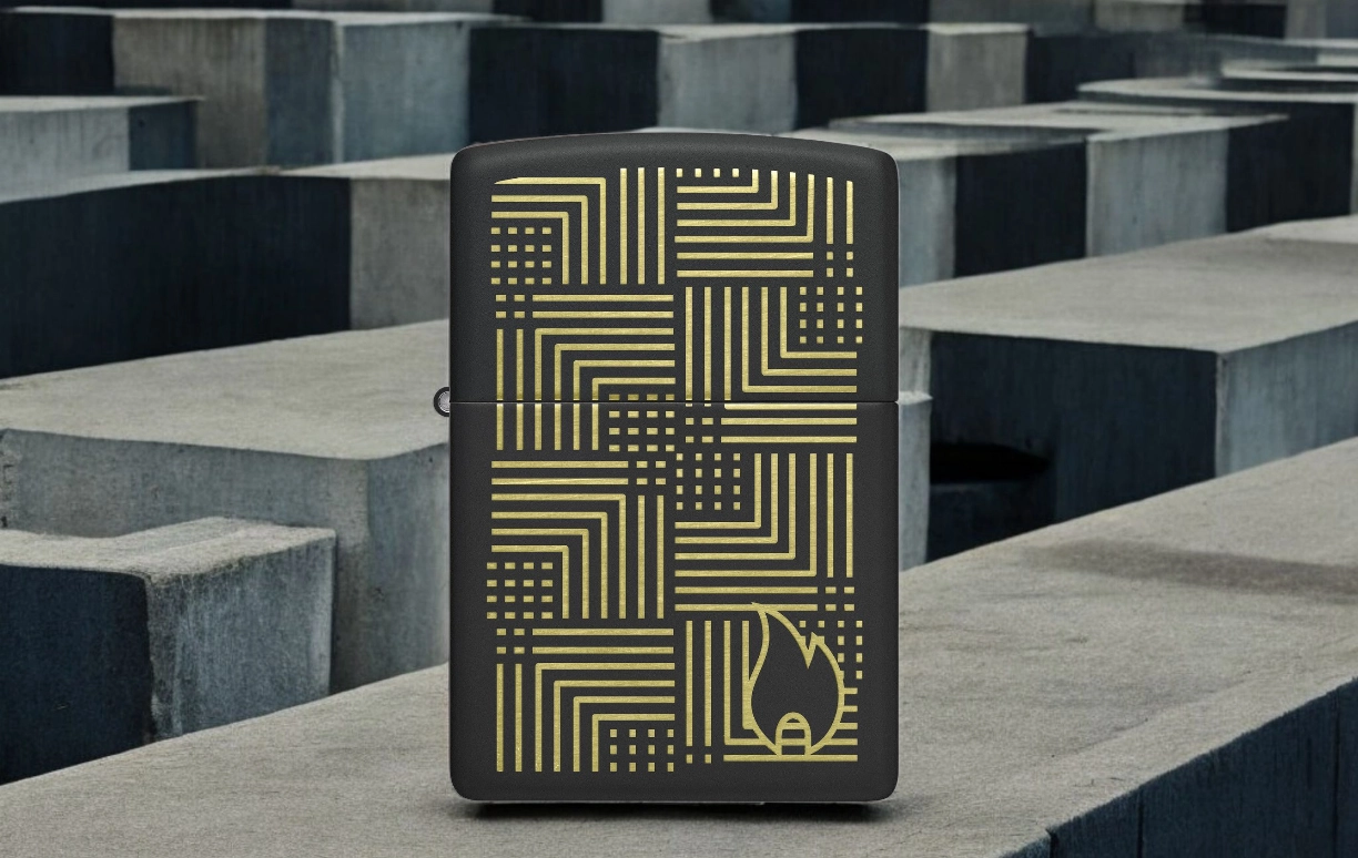 Zippo Reflection Design Color Image Black Matte upaljač savršen izbor za kolekcionare i ljubitelje elegantnih dodataka.