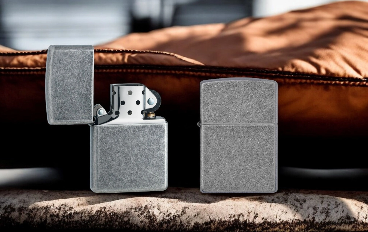 Upaljač Zippo Antique Silver Plate 121FB
