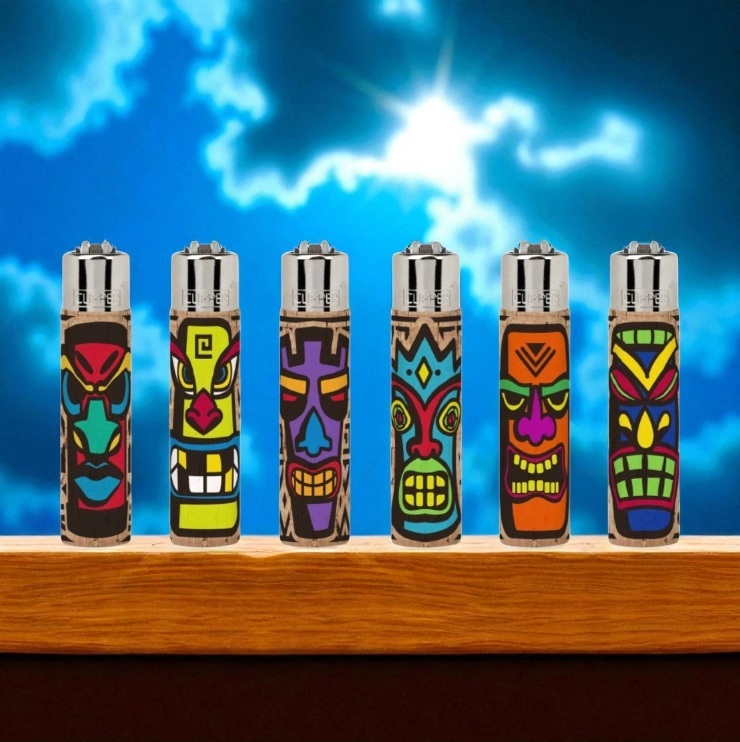 Upaljači Clipper Angry Tikis – šareni dizajn sa Tiki maskama na cork omotaču, 6 različitih modela.