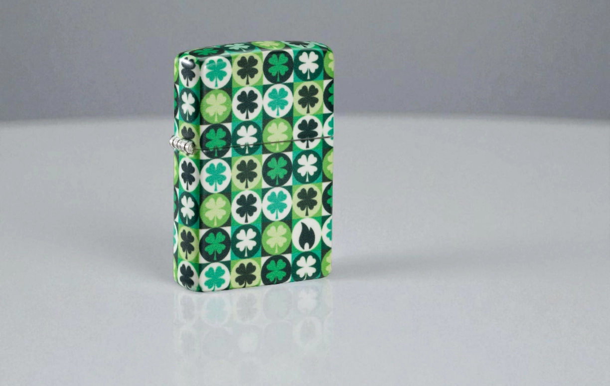 Upaljač Zippo Clover – Detelina Svetli u Mraku