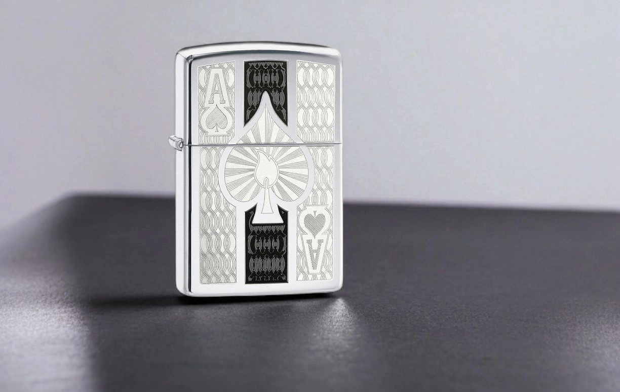 Upaljač Zippo Intricate Spade Design 