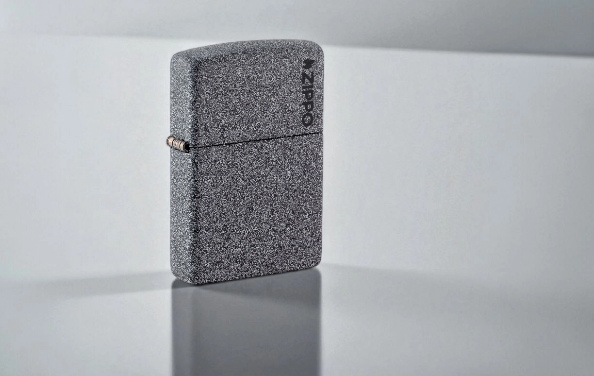 Upaljač Zippo Iron Stone Dizajn