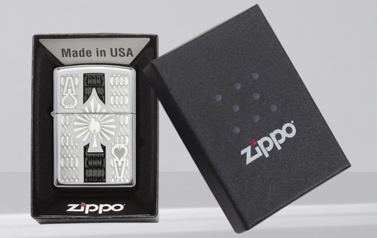 Upaljač Zippo u poklon kutiji - Model Intricate Spade