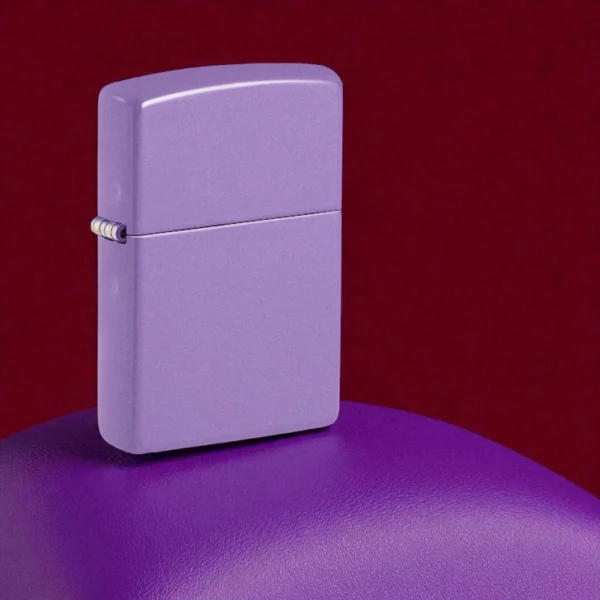Zippo Smoky Lavender – Elegantna Lavanda za Svaku Sezonu