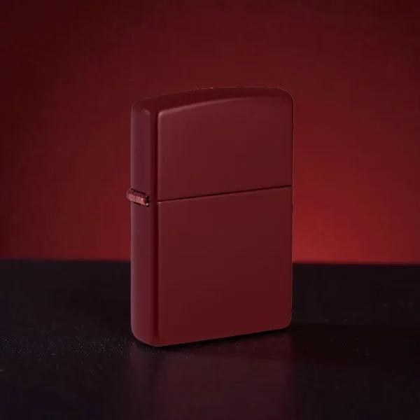zippo merlot base crveni mat upaljač