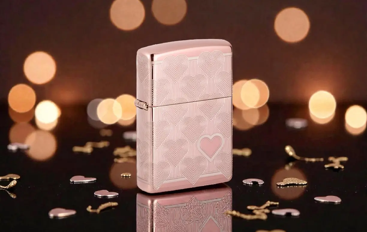 ZIPPO Heart Design 49811 1 Zippo Heart Design - Nov zippo sa graviranim srcima