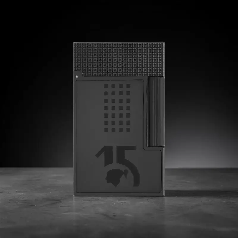 S.T. Dupont Ligne 2 Behike luksuzni upaljač – prednji pogled