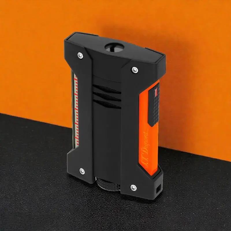 Detalj fluorescentnog okidača S.T. Dupont Défi Extreme upaljača