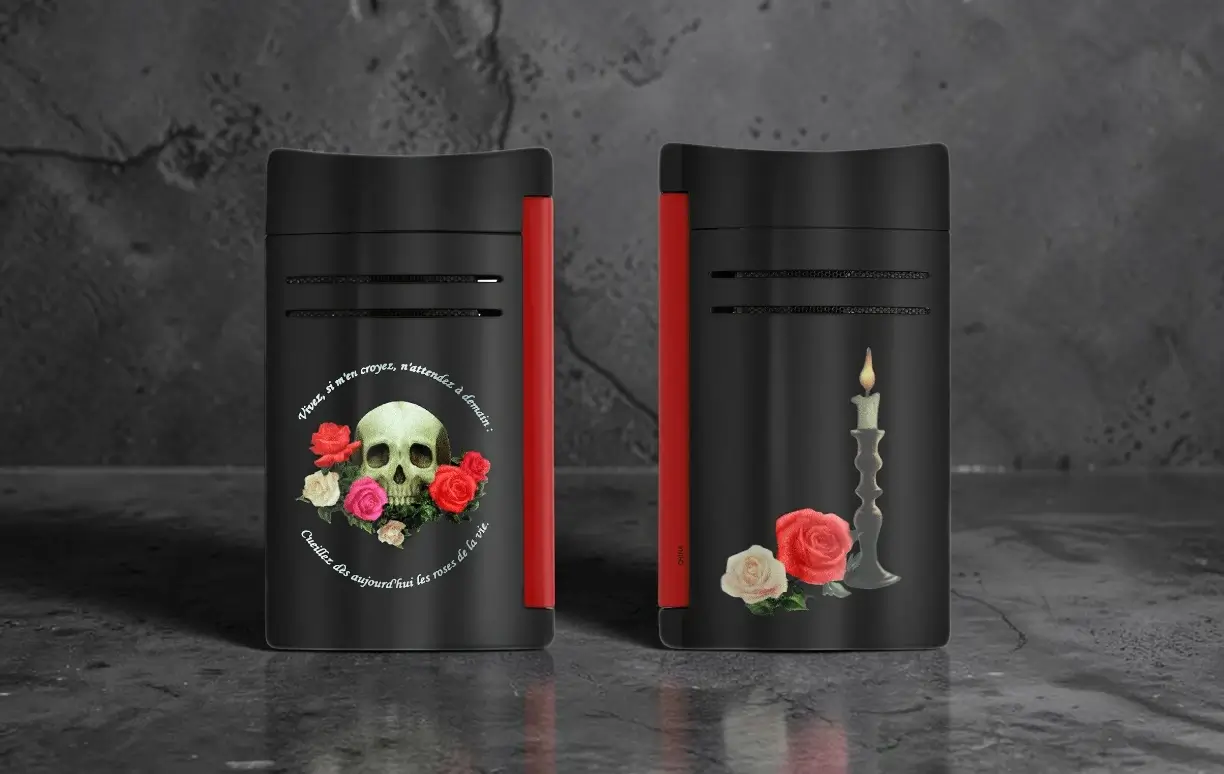 S.T. Dupont Maxijet Memento Mori 7 S.T. Dupont Maxijet Memento Mori dizajnerski upaljač – detalj lobanje i ruža