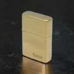 Ronson Gold Brushed upaljač na benzin - prikaz sa strane