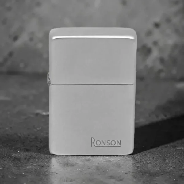 Ronson Matt Chrome benzinski upaljač sa mat hrom završnicom