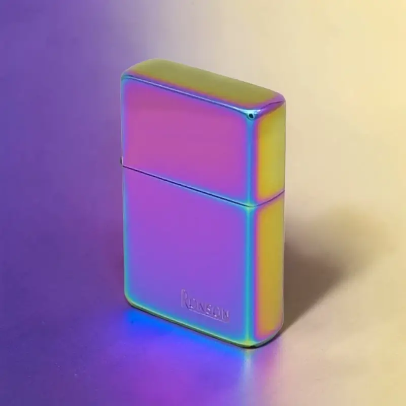 Ronson Rainbow - Upaljač na Benzin 9 Prikaz sa strane Ronson Rainbow punjivog upaljača