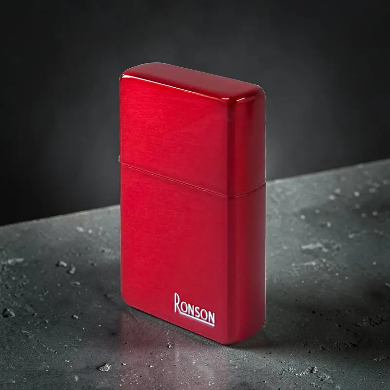 Ronson Red Ice - Upaljač na Benzin 10 Ronson Red Ice upaljač na benzin - prikaz sa strane
