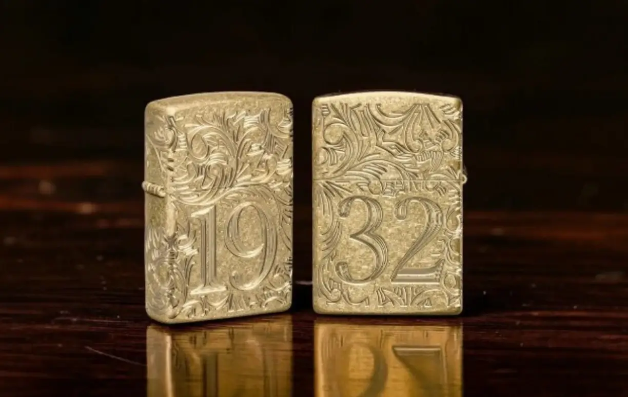Zippo 1932 Filigree Armor Tumbled Brass originalni Zippo upaljač - facebook