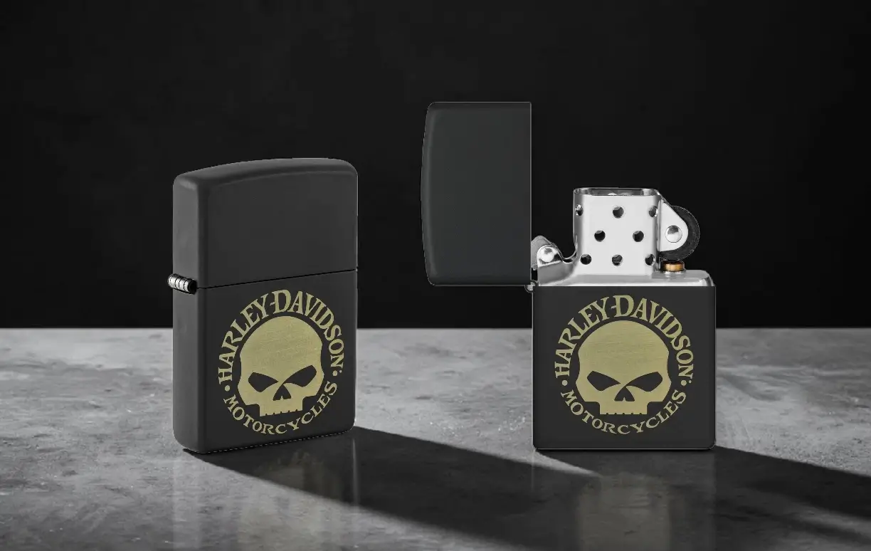Novi Zippo upaljači u Srbiji – Kolekcija Maj 2026 5 Harley-Davidson Willie G Skull Zippo upaljač - facebook