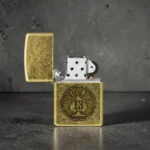 Zippo Lucky 13 Antique Brass otvoren upaljač