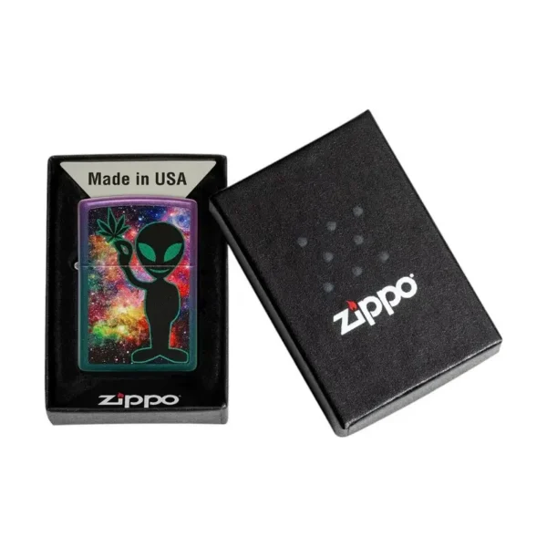 Zippo Alien Design Iridescent upaljač u originalnoj Zippo kutiji